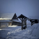 Hof im Schnee