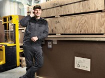 Logistik f&uuml;r B&uuml;rom&ouml;bel: Immer gut ausgestattet.