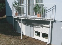 Rundbogen Vorbaubalkon