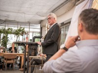 SCHMIEDER - Management f&uuml;r die Pflege zu Gast im s&acute;Blumeh&auml;fele