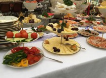 Fr&uuml;hst&uuml;ck im Blumeh&auml;fele
