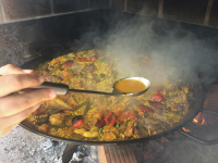  Meistern Sie die Paella mit valencianischen Kellen: Ein Muss f&uuml;r jede K&uuml;che
