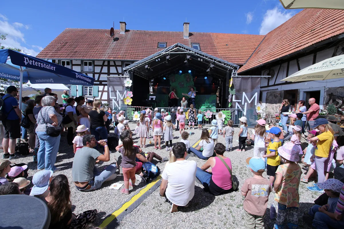 Save the Date &ndash; Liedermachernacht 2027 auf dem Schollenhof in Achern-Wagshurst