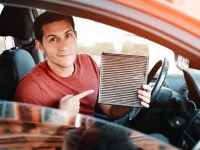 Aufbl&uuml;hen im Fr&uuml;hling: Die beste Autow&auml;sche f&uuml;r die Pollensaison