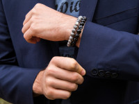 Verbessern Sie Ihr berufliches Potenzial mit unserem einzigartigen Astro-Armband