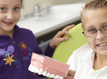 Prophylaxe f&uuml;r Kinder: Rundum-Schutz f&uuml;r gesunde Z&auml;hne