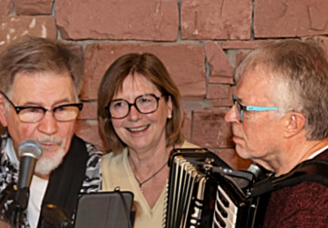 Dieses Jahr keine Sommerpause: Das AutorenNetzwerk Ortenau-Elsass&reg; bei der Dialecta26 in Oberkirch
